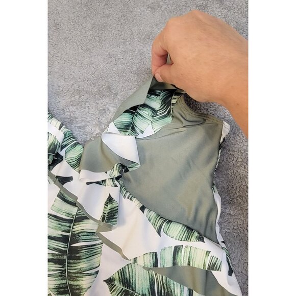 Stylish One-Piece Swimsuit with Banana Leaf Print.  Size:  XL - Picture 7 of 12